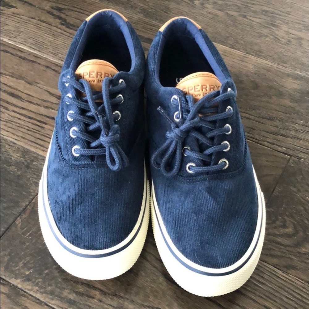 Sperry Topsider Men’s Striper II Corduroy Sneakers